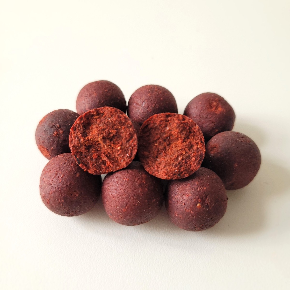 MTC Baits Response Red Boilies 16mm 100kg MTC Baits Response Red Boilies 16mm 100kg