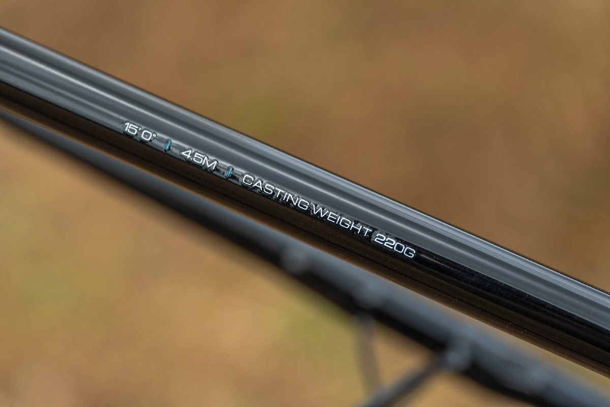 Preston Monster Xtreme Distance Feeder 3,60 m / 12ft Till 150gr Preston Monster Xtreme Distance Feeder 3,60 m / 12ft Till 150gr