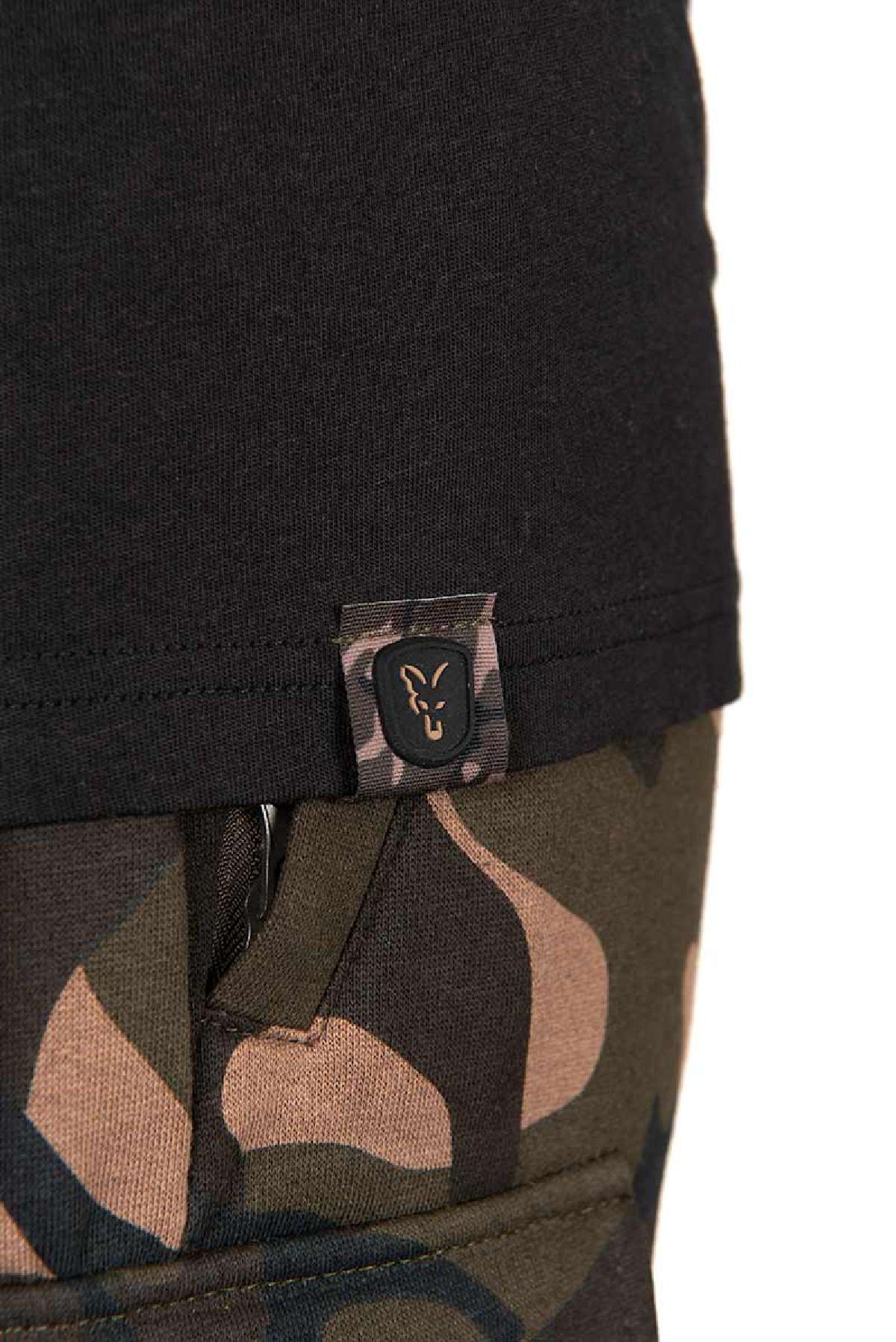 Fox Black / Camo Outline T Medium